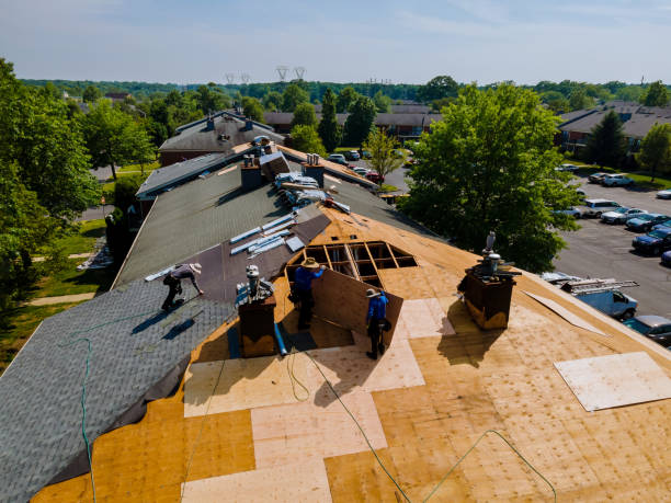 24/7 Emergency Flat Roof Repair experts in Centuria, WI